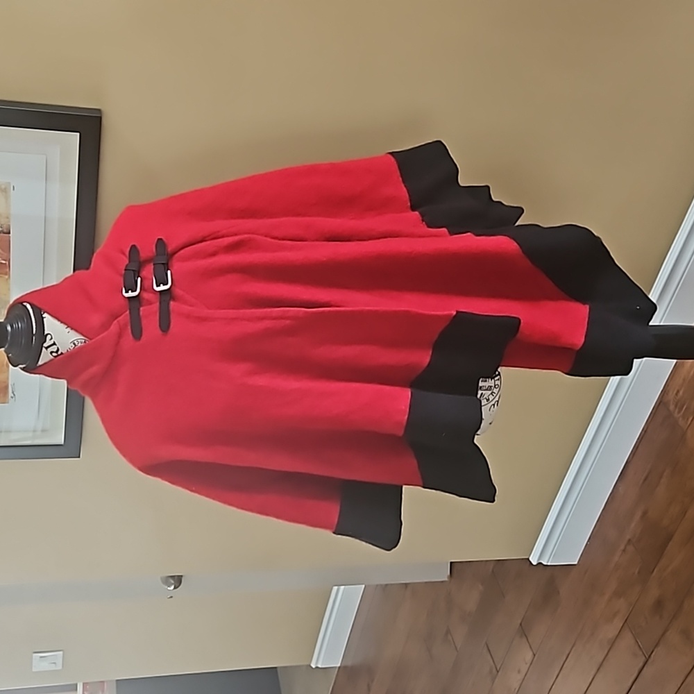 FALL AND SPRING CAPE